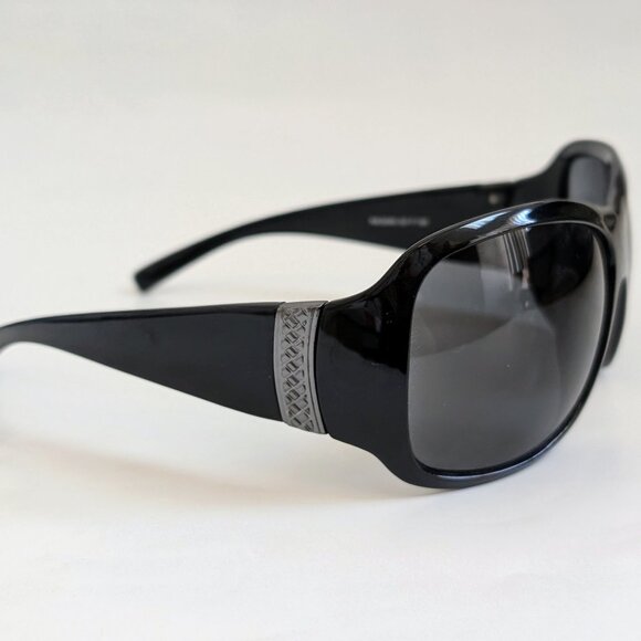 NWT True Vintage 90\'s Women Fashion Designer Sunglasses (S. Black)